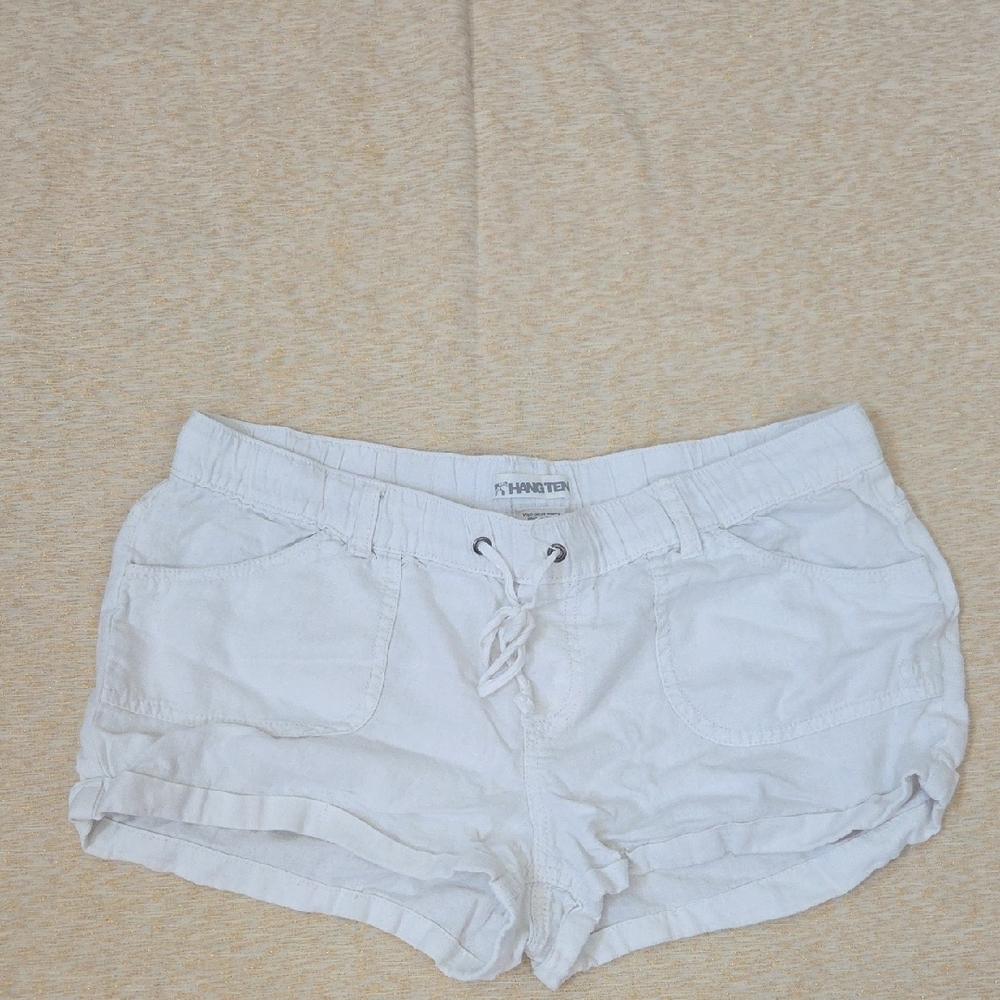 Hang Ten White Cargo Shorts with Drawstring Waist and Cuffed Hem
